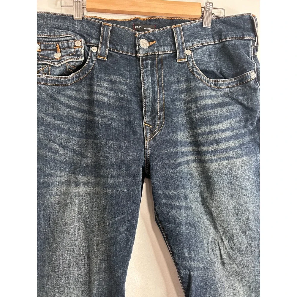 True Religion Ricky Relaxed Straight Leg Blue Denim Jeans Mens‎ 36W Medium Wash